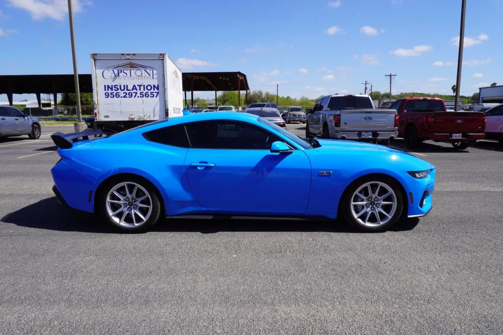 2024 Ford Mustang GT Premium