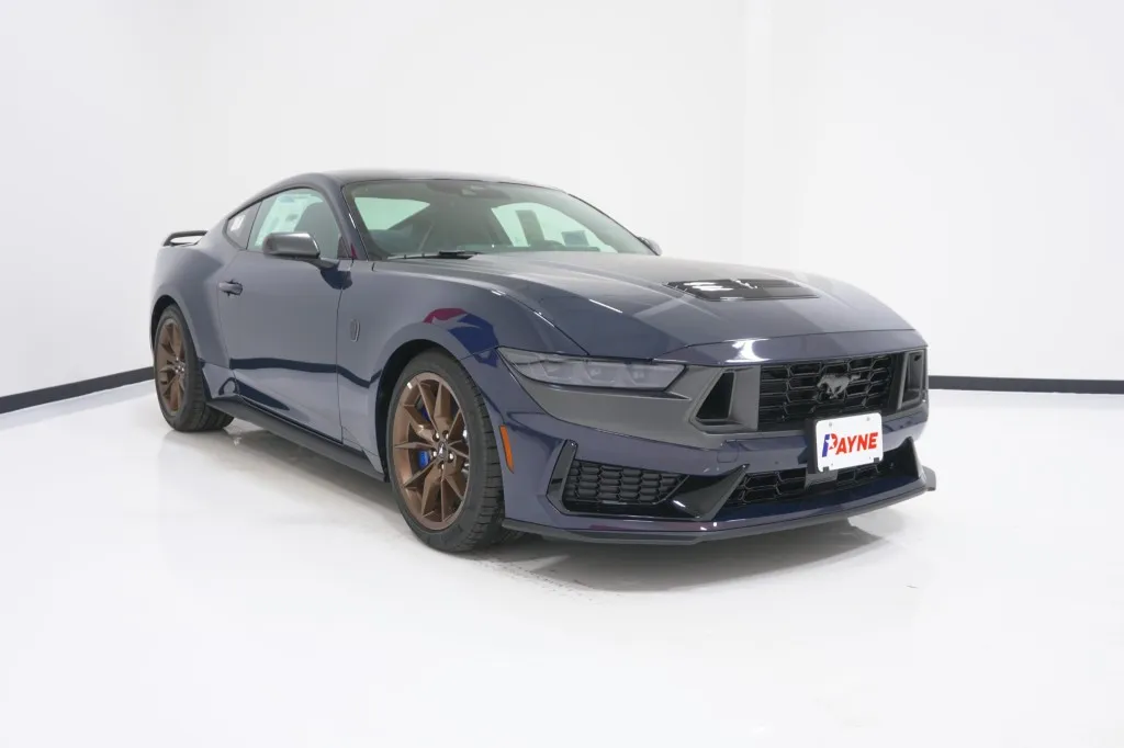 2026 Ford Mustang Dark Horse
