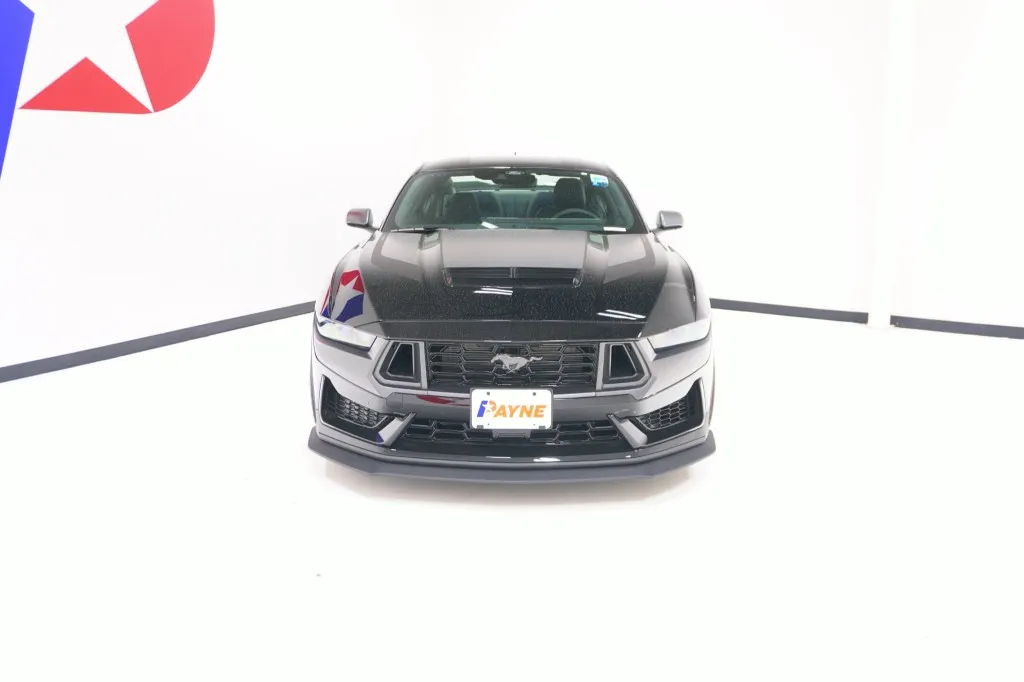 2026 Ford Mustang Dark Horse