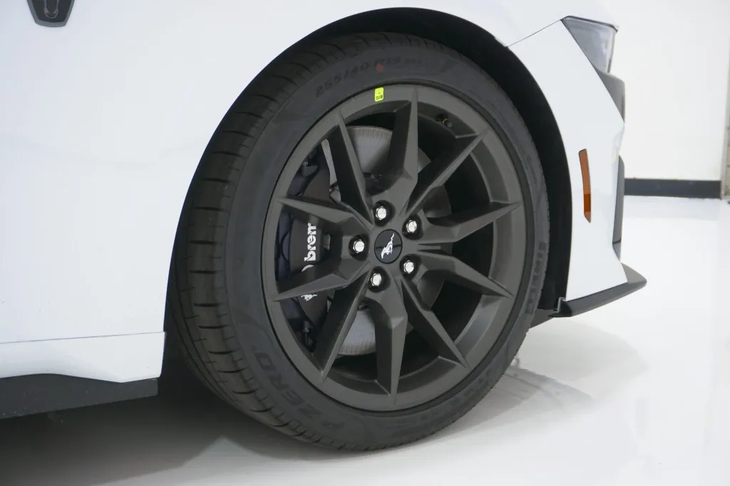 2026 Ford Mustang Dark Horse