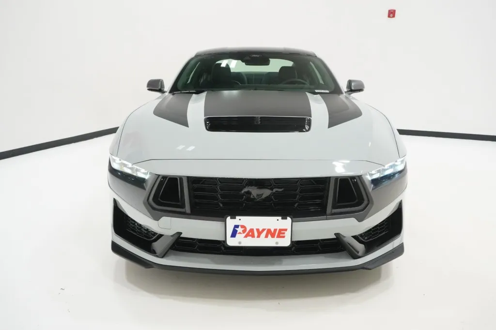 2026 Ford Mustang Dark Horse