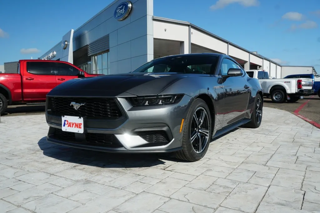 2025 Ford Mustang EcoBoost