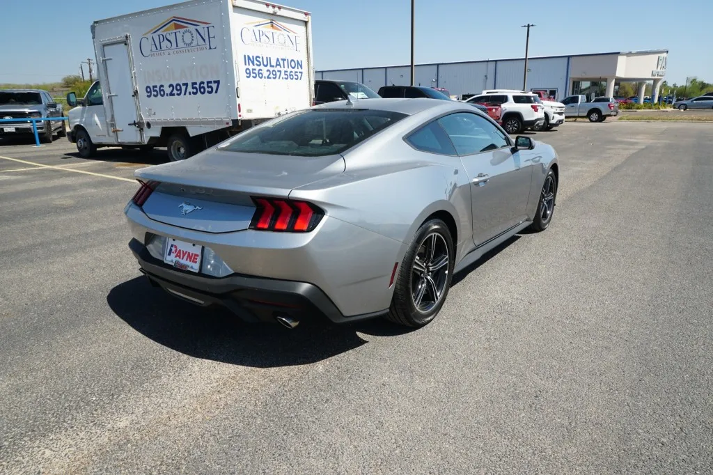 2025 Ford Mustang EcoBoost