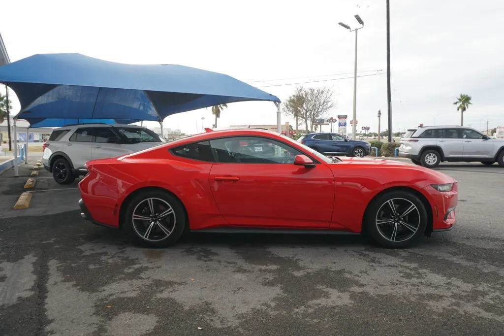 2024 Ford Mustang EcoBoost