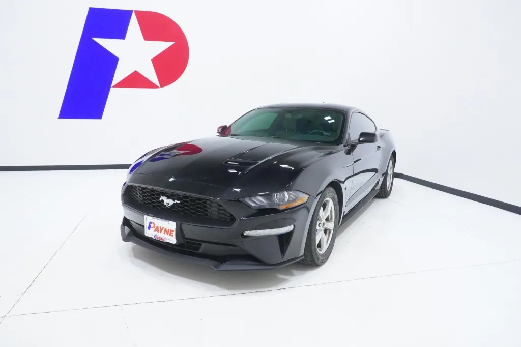 2020 Ford Mustang EcoBoost