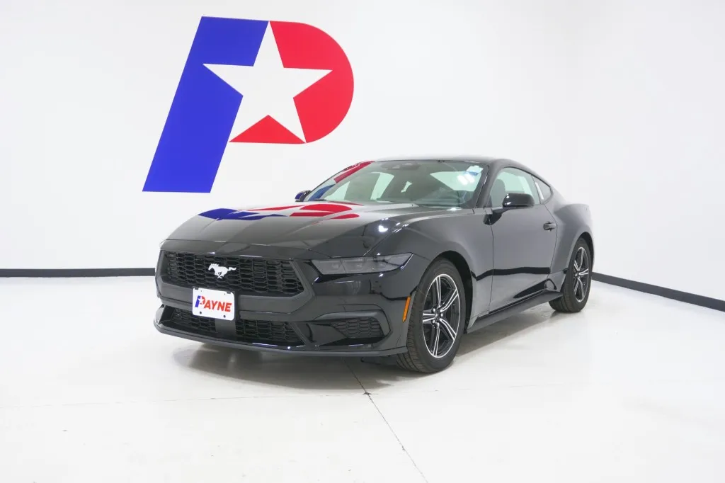 2025 Ford Mustang EcoBoost