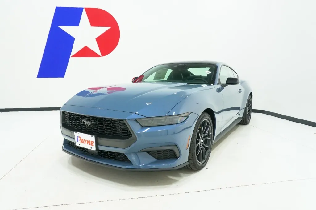 2025 Ford Mustang EcoBoost