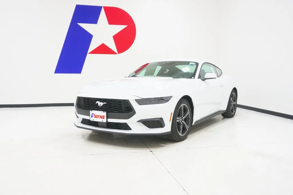 2025 Ford Mustang EcoBoost