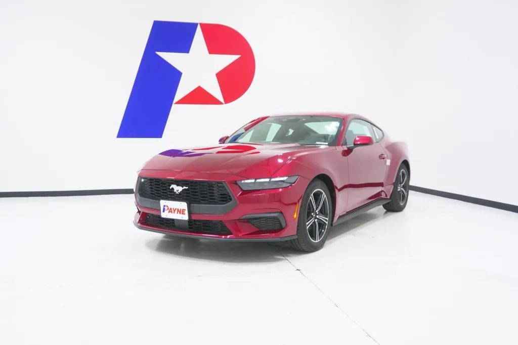 2025 Ford Mustang EcoBoost