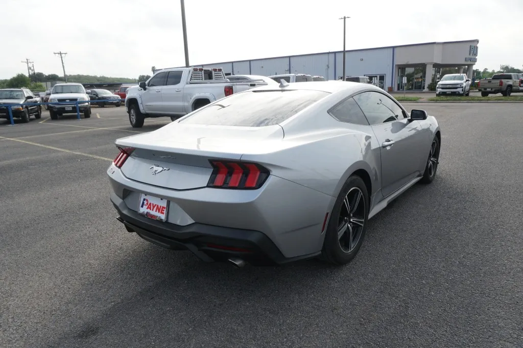 2024 Ford Mustang EcoBoost