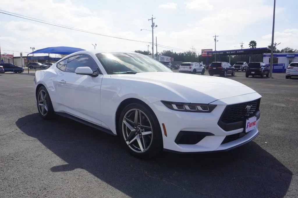 2024 Ford Mustang EcoBoost