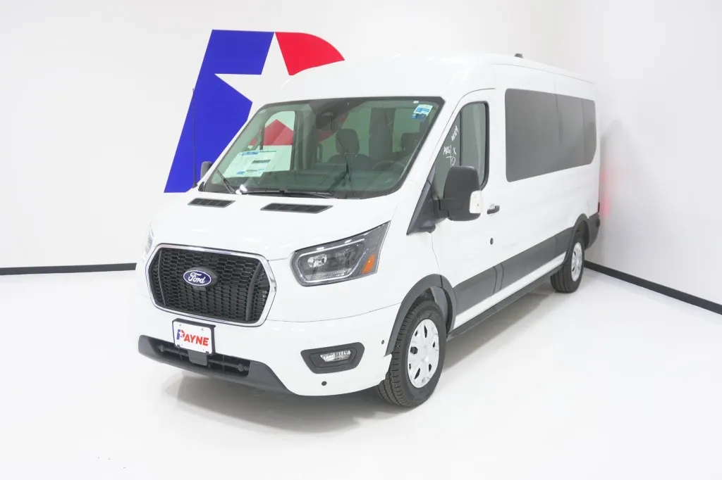 2026 Ford Transit Passenger Wagon XL