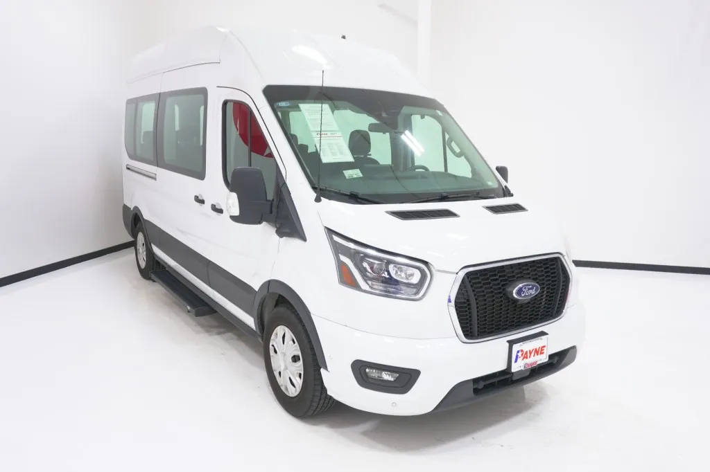 2023 Ford Transit Passenger Wagon XL