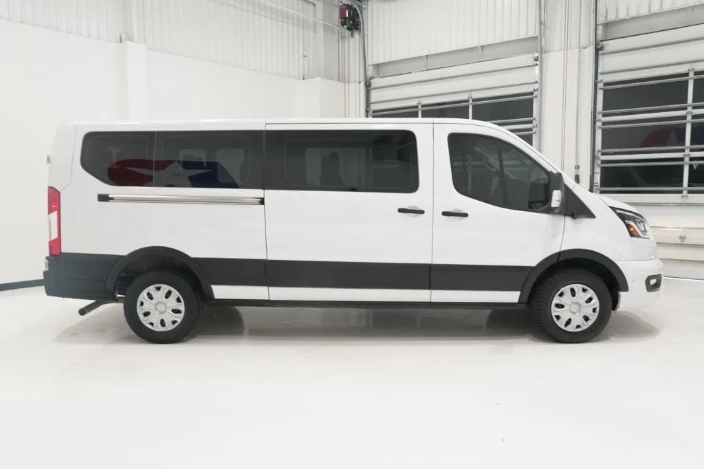 2023 Ford Transit Passenger Wagon XL