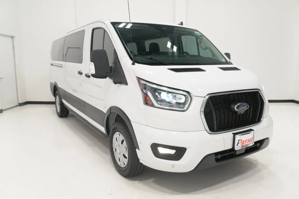 2023 Ford Transit Passenger Wagon XL