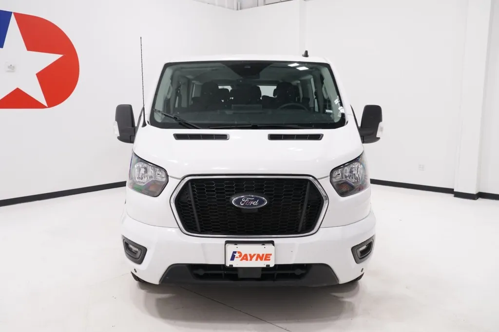 2024 Ford Transit Passenger Wagon XL