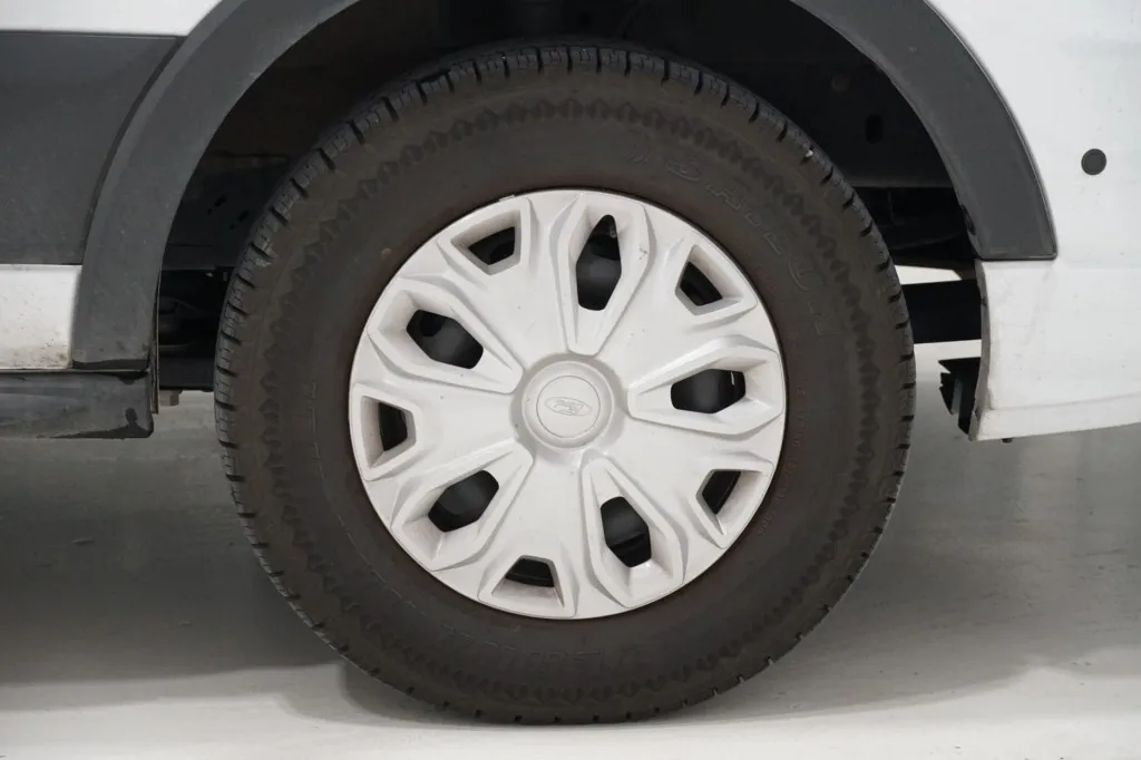 2024 Ford Transit Passenger Wagon XL