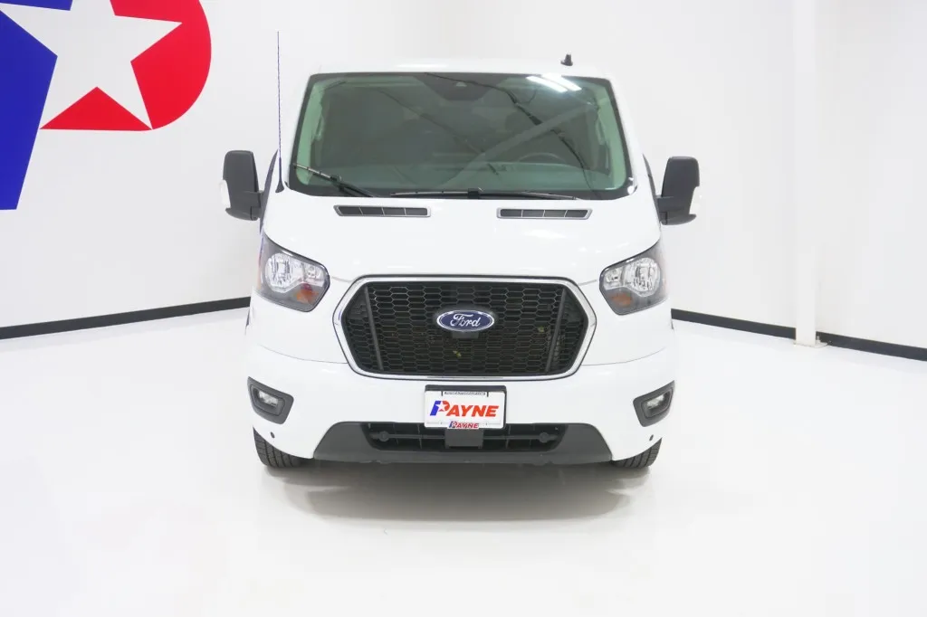 2024 Ford Transit Passenger Wagon XL