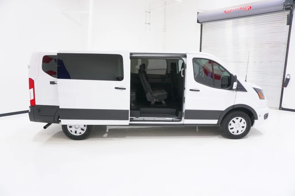 2024 Ford Transit Passenger Wagon XL