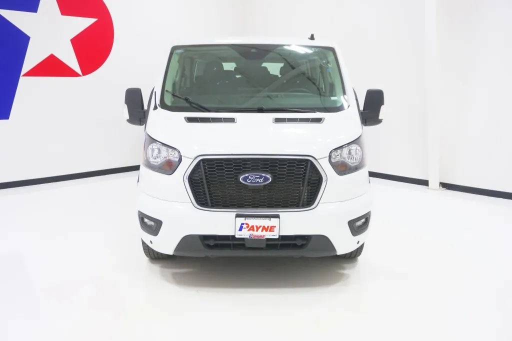 2024 Ford Transit Passenger Wagon XL