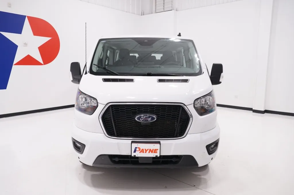 2024 Ford Transit Passenger Wagon XL