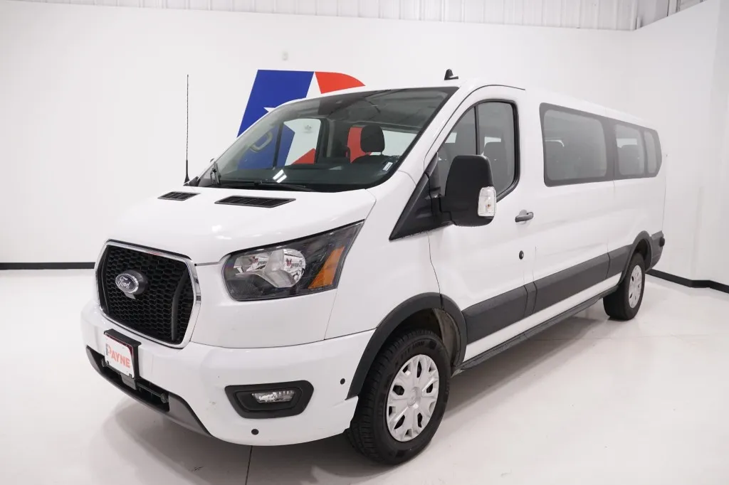 2024 Ford Transit Passenger Wagon XL