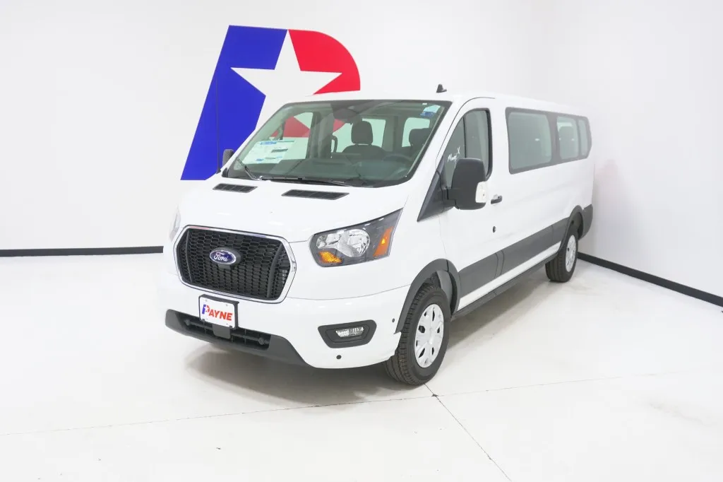 2025 Ford Transit Passenger Wagon XL