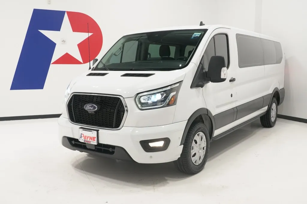2025 Ford Transit Passenger Wagon XL