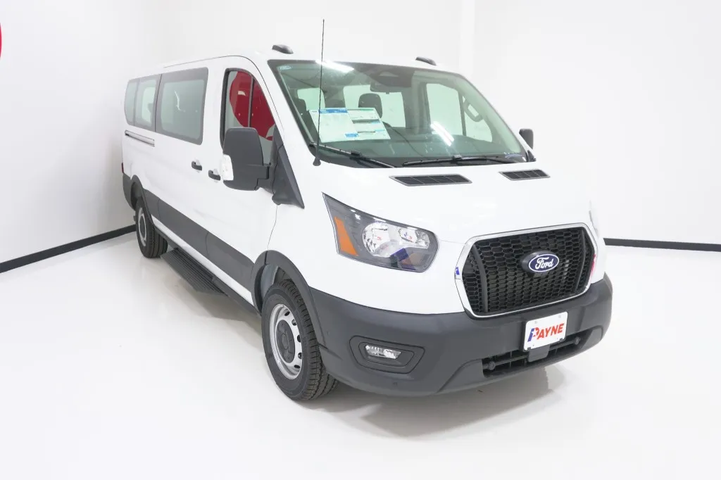 2026 Ford Transit Passenger Wagon XL