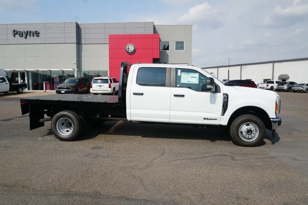 2026 Ford Super Duty F-350 DRW XL