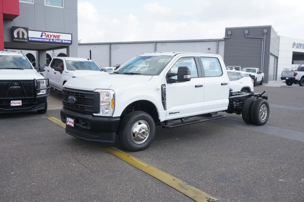 2026 Ford Super Duty F-350 DRW XL