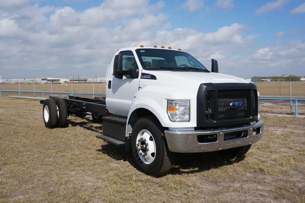 2027 Ford F-650 Straight Frame 
