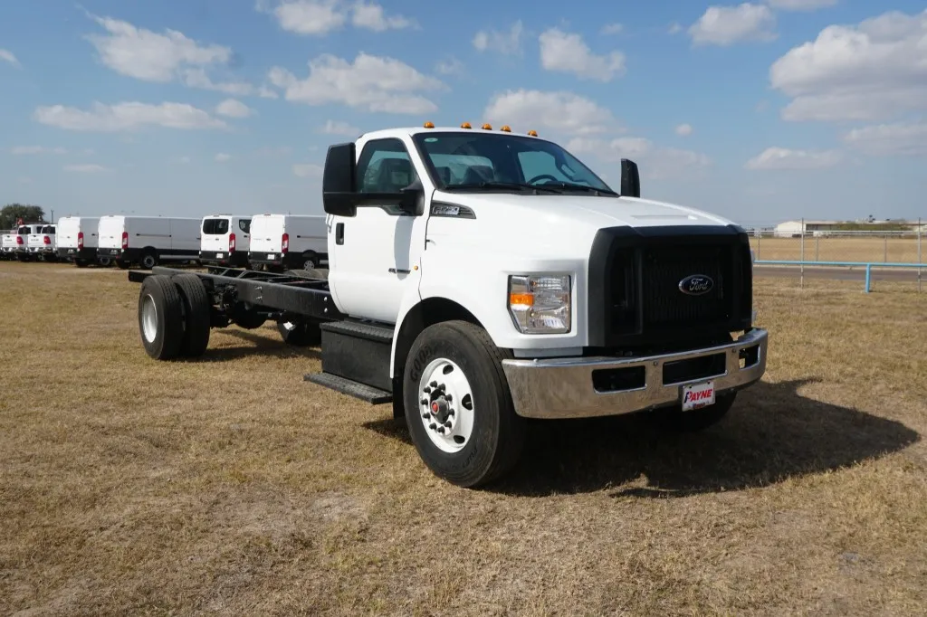 2026 Ford F-750 Straight Frame 