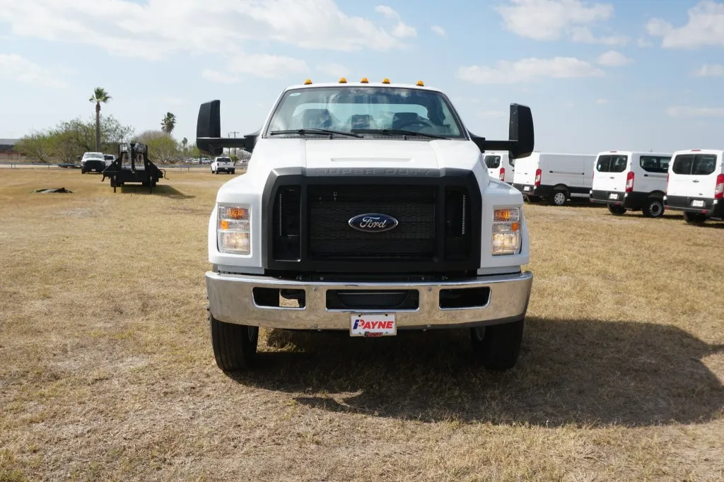 2026 Ford F-750 Straight Frame 