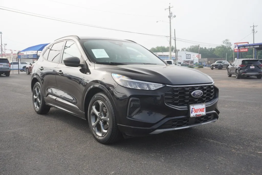 2023 Ford Escape ST-Line