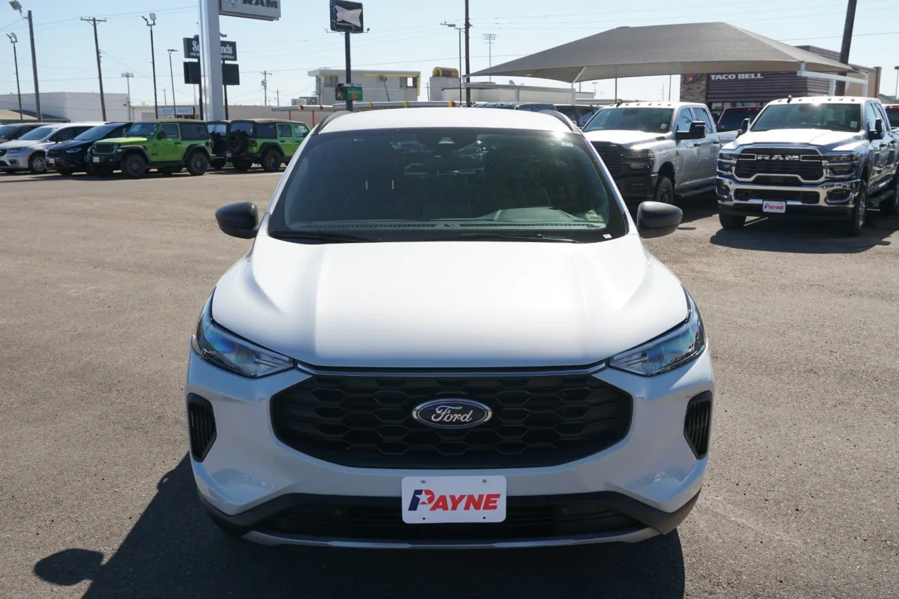 2025 Ford Escape ST-Line