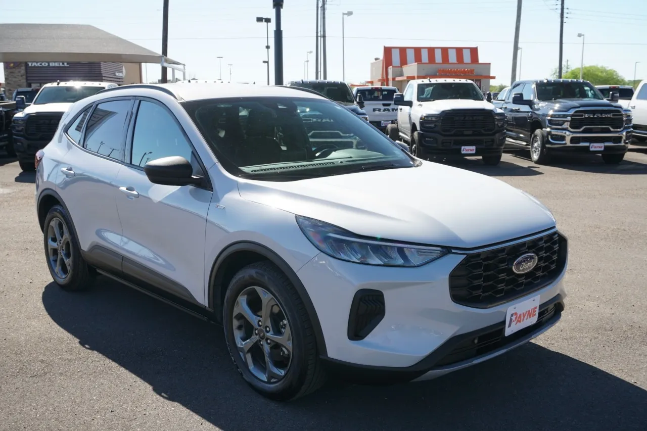 2025 Ford Escape ST-Line