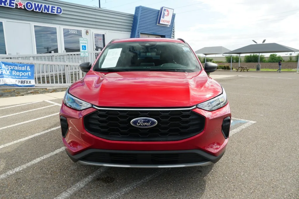 2025 Ford Escape ST-Line