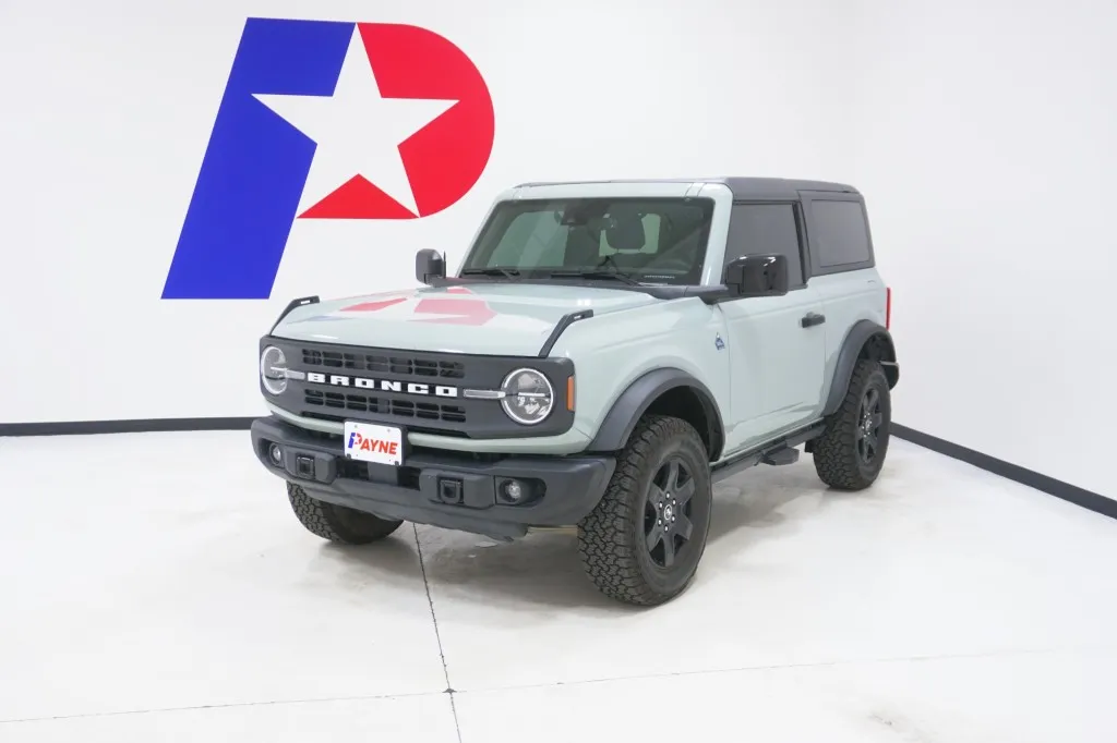 2024 Ford Bronco 2-Door Black Diamond's photo