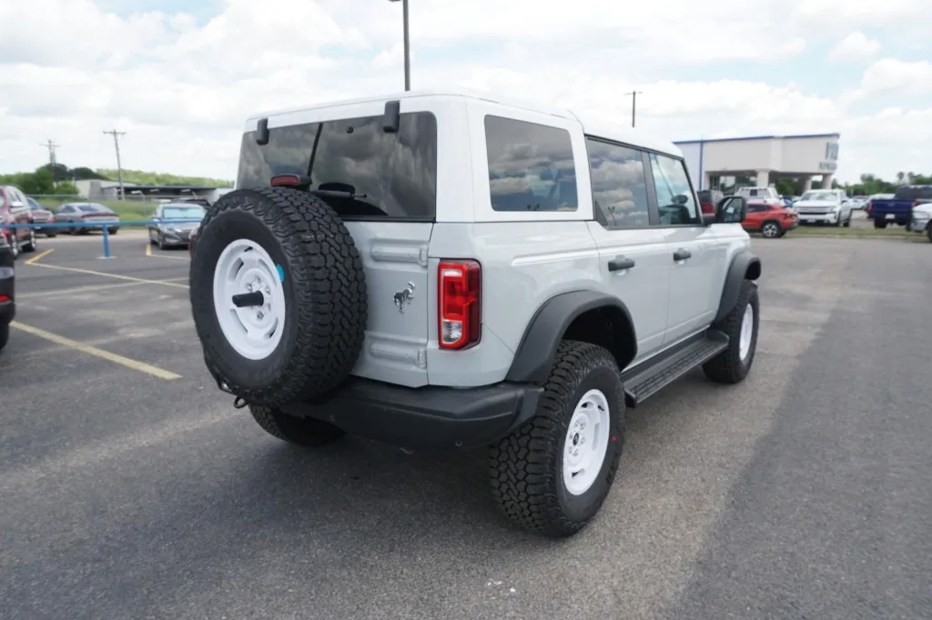 2026 Ford Bronco Heritage Edition