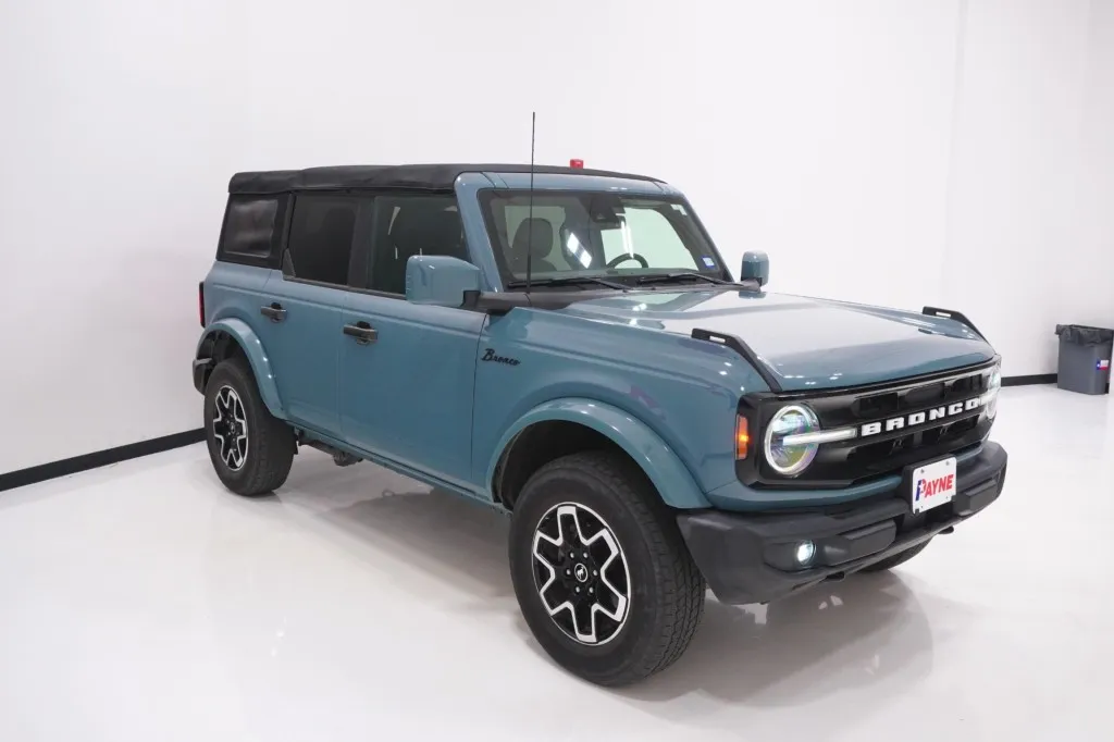 2022 Ford Bronco Badlands