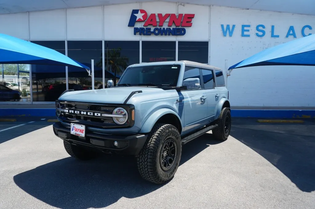 2024 Ford Bronco Outer Banks