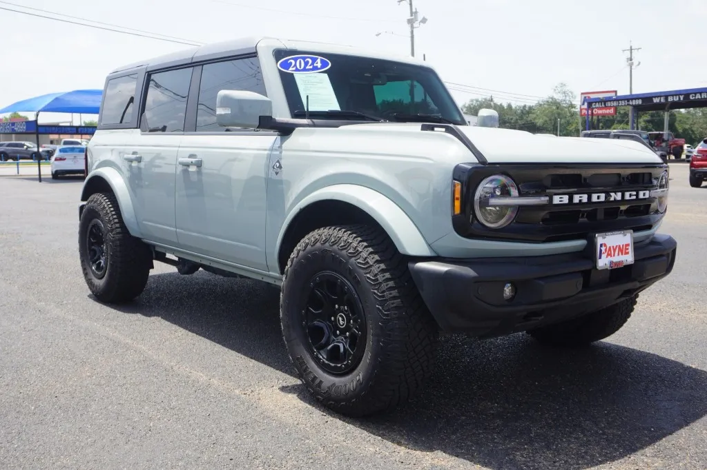 2024 Ford Bronco Outer Banks
