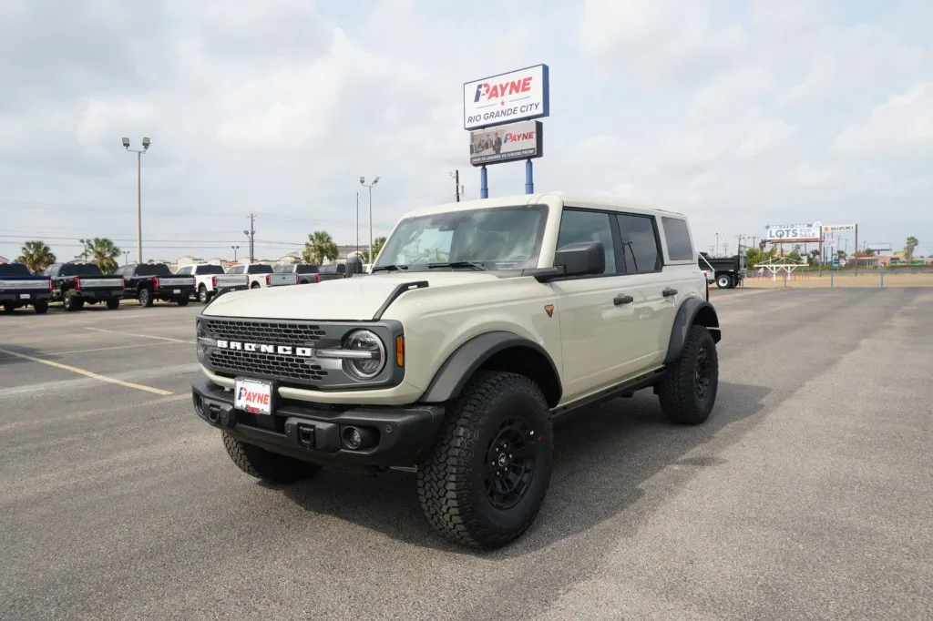 2026 Ford Bronco Badlands