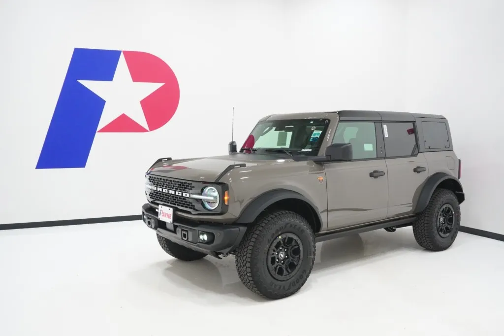 2026 Ford Bronco Badlands