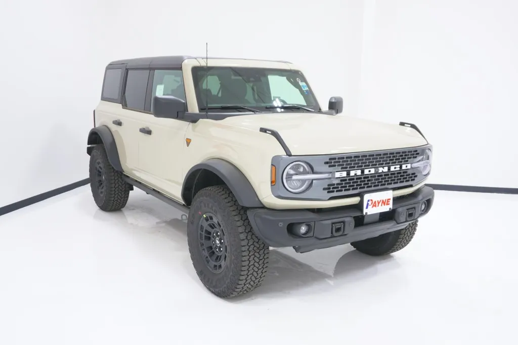 2026 Ford Bronco Badlands