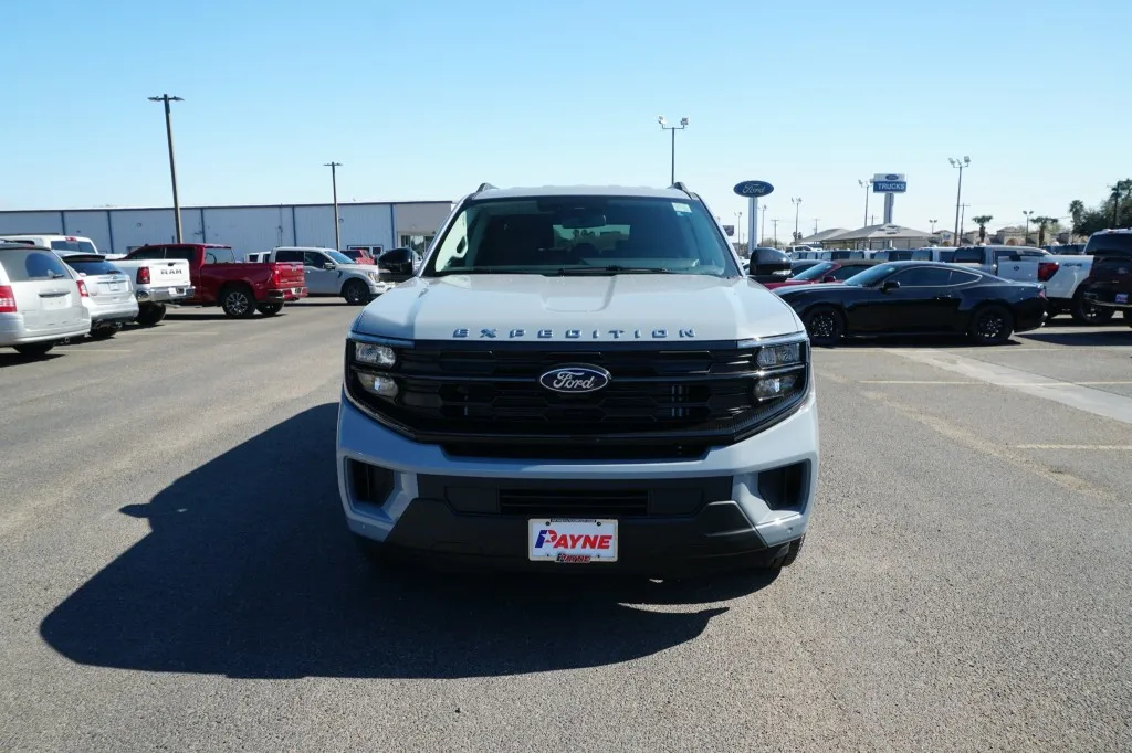 2026 Ford Expedition Max Active