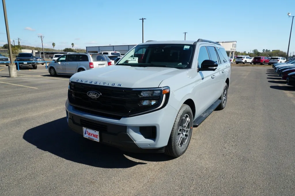 2026 Ford Expedition Max Active