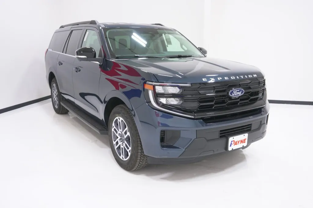 2026 Ford Expedition Max Active