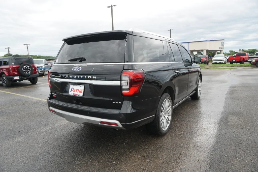 2023 Ford Expedition Max Platinum
